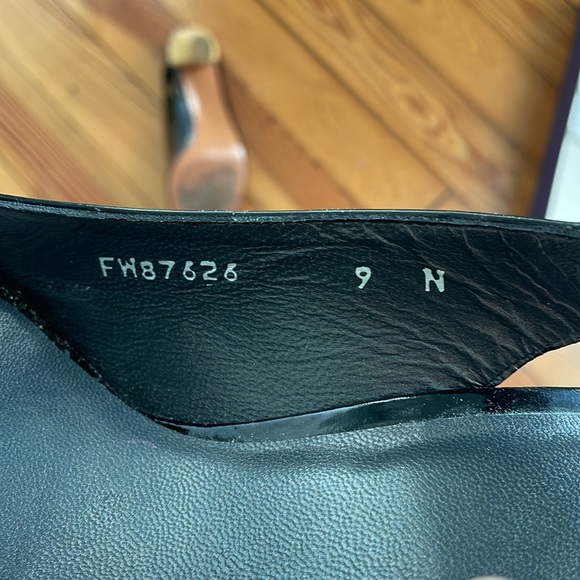 Stuart Weitzman Bamada Heels size 9 Narrow - Picture 6 of 6